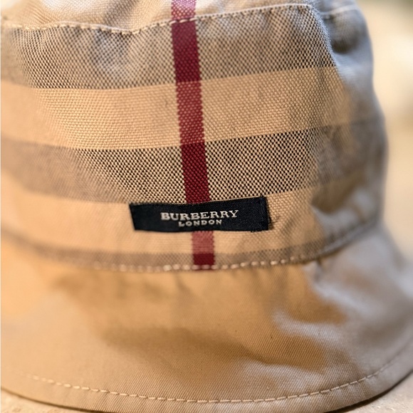 Burberry Vintage Check Bucket Hat with Logo Tab main image 5